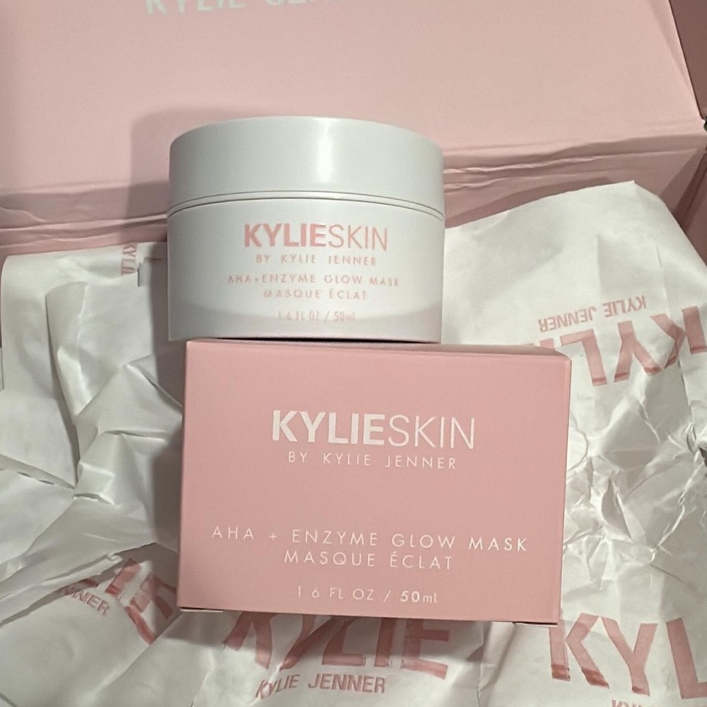 Kylie enzyme mask